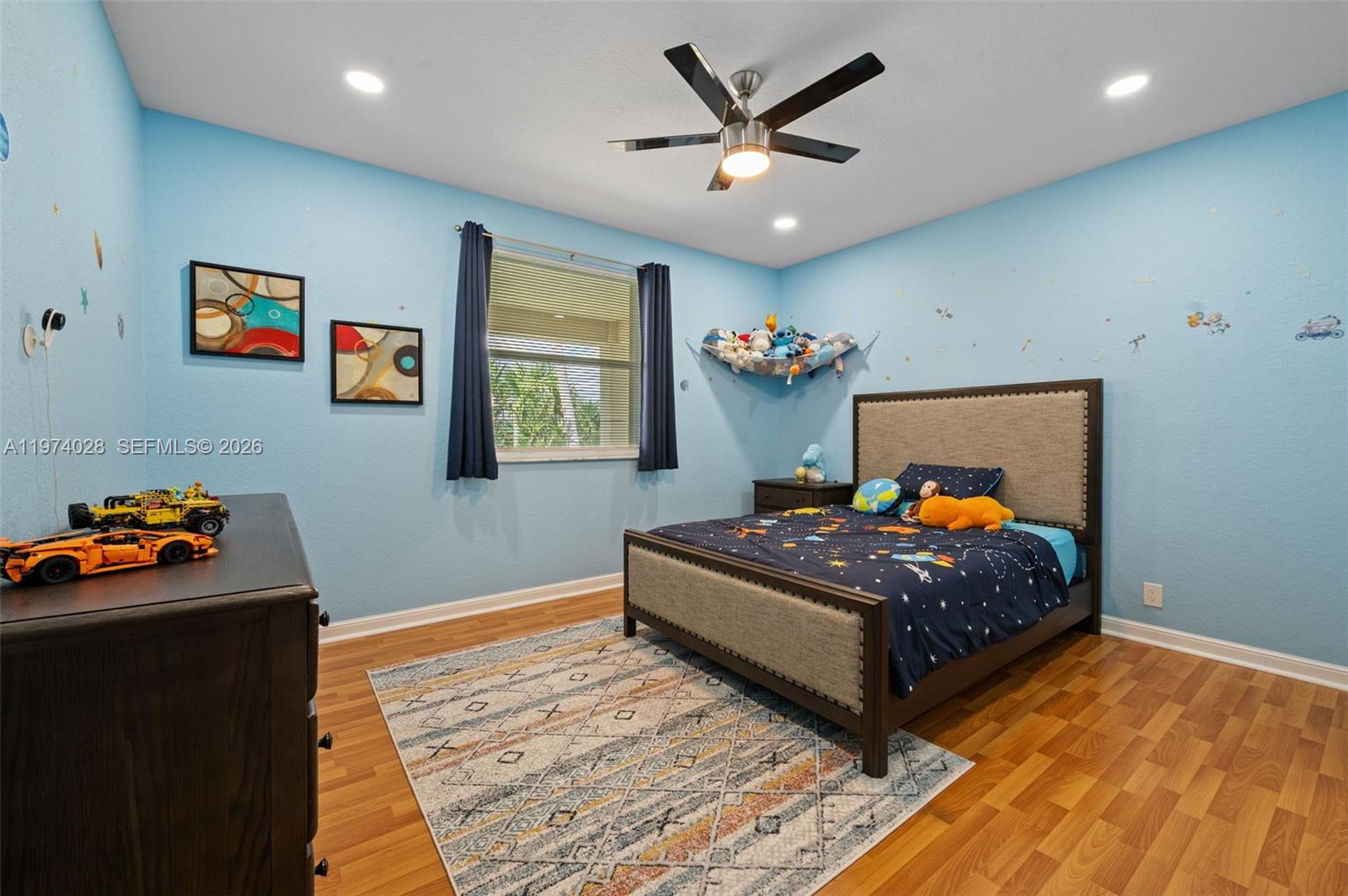 1537 Victoria Isle Way Weston, FL 33327