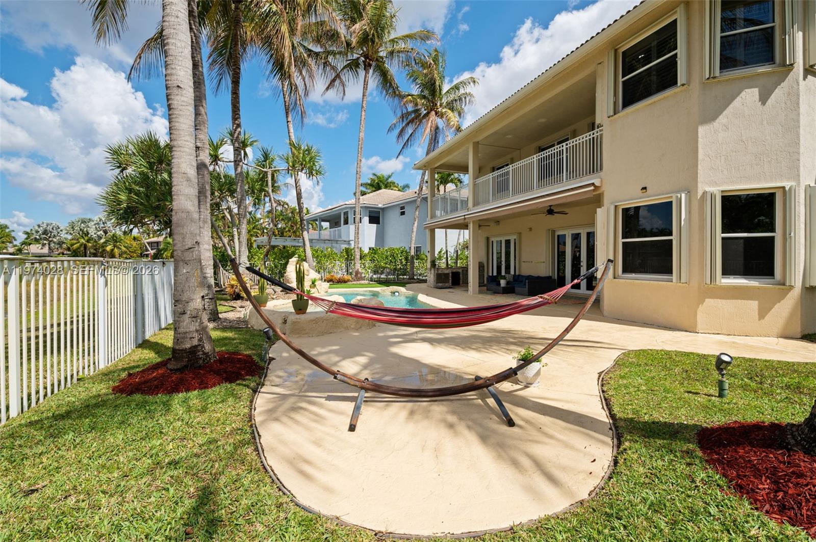 1537 Victoria Isle Way Weston, FL 33327