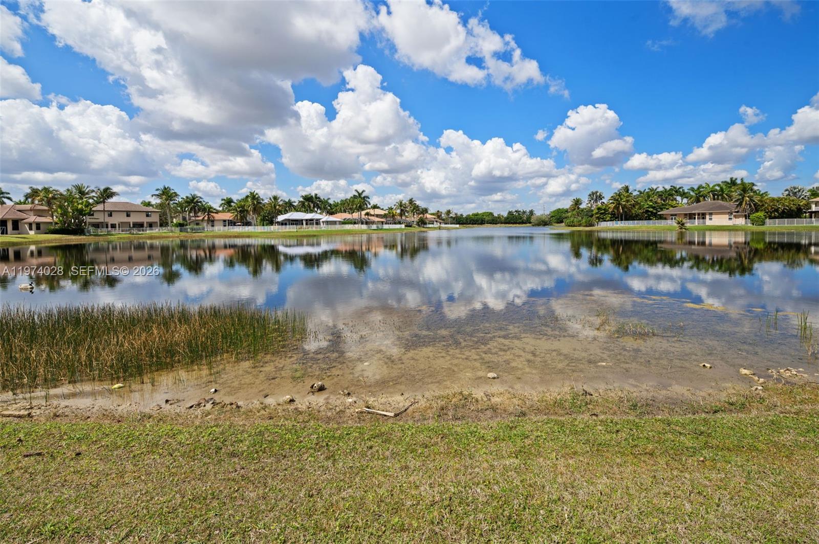 1537 Victoria Isle Way Weston, FL 33327