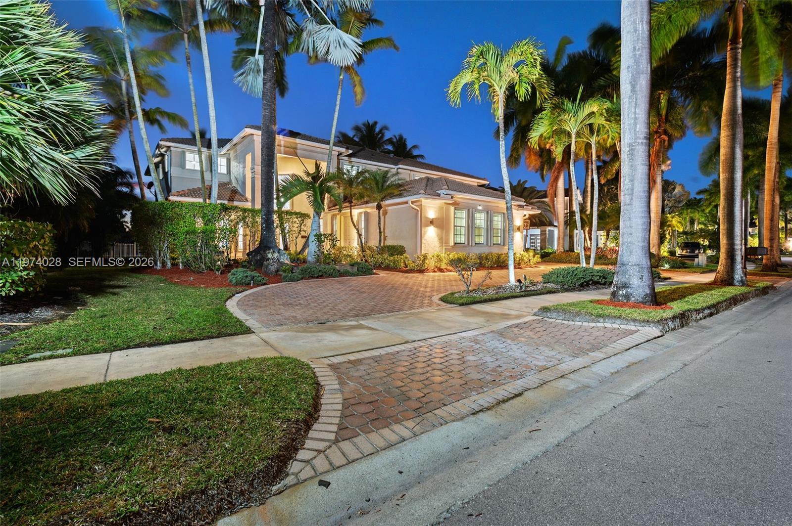 1537 Victoria Isle Way Weston, FL 33327