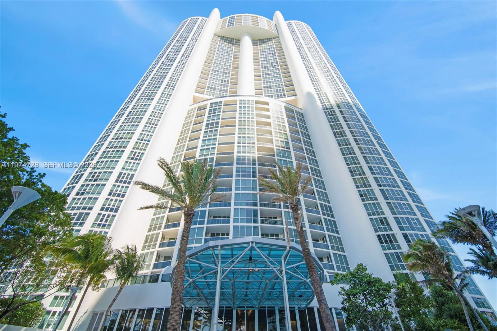 image Trump Royale15