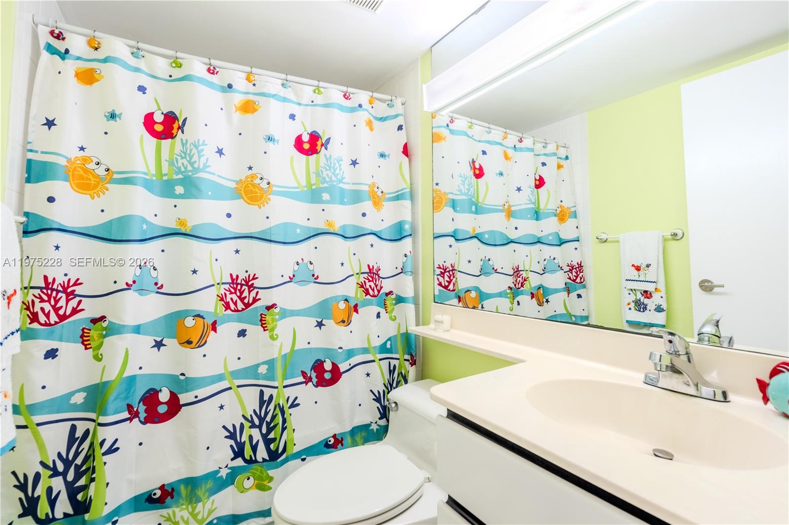 6767 Collins Ave #706 Miami Beach, FL 33141