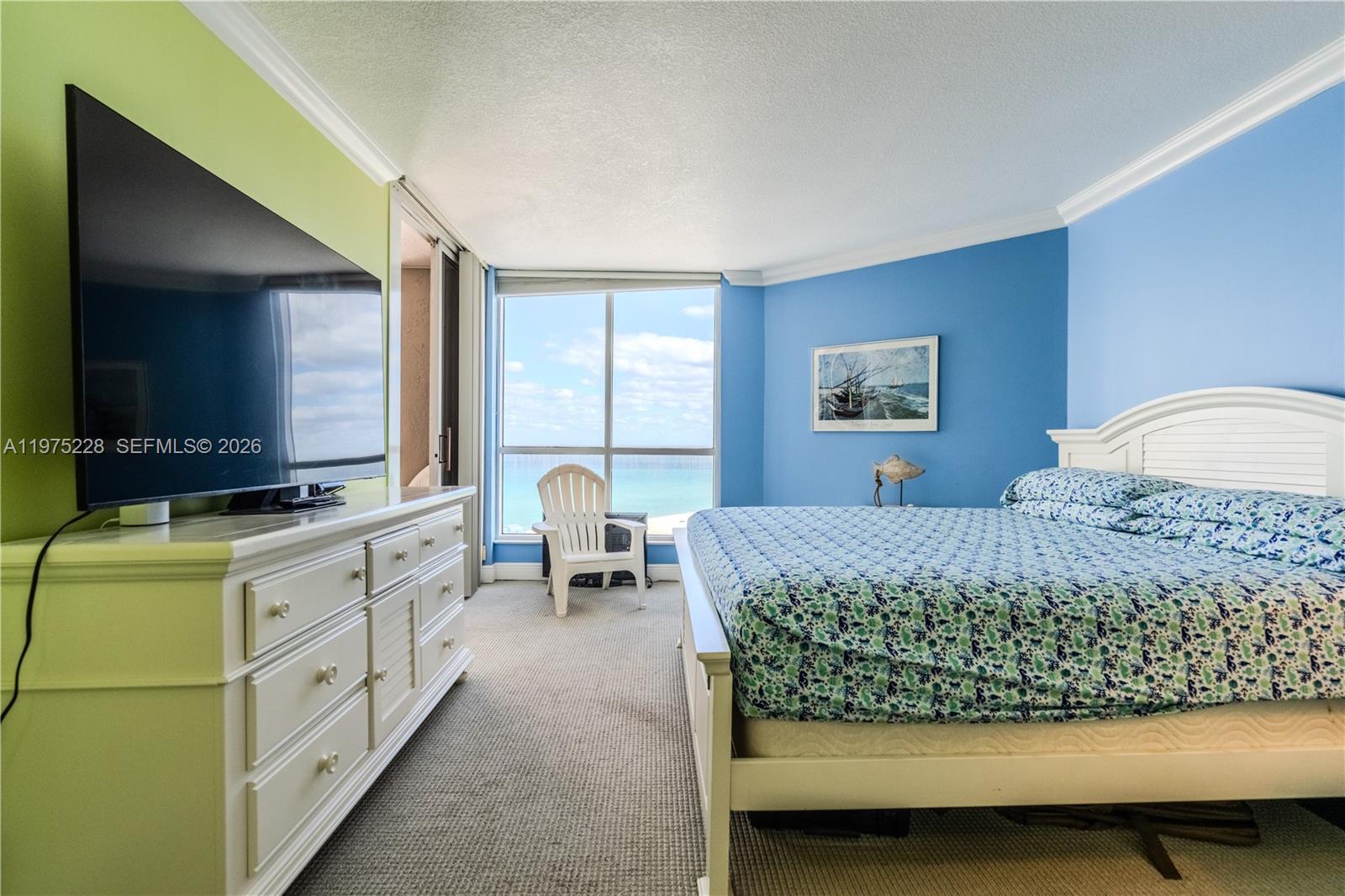 6767 Collins Ave #706 Miami Beach, FL 33141