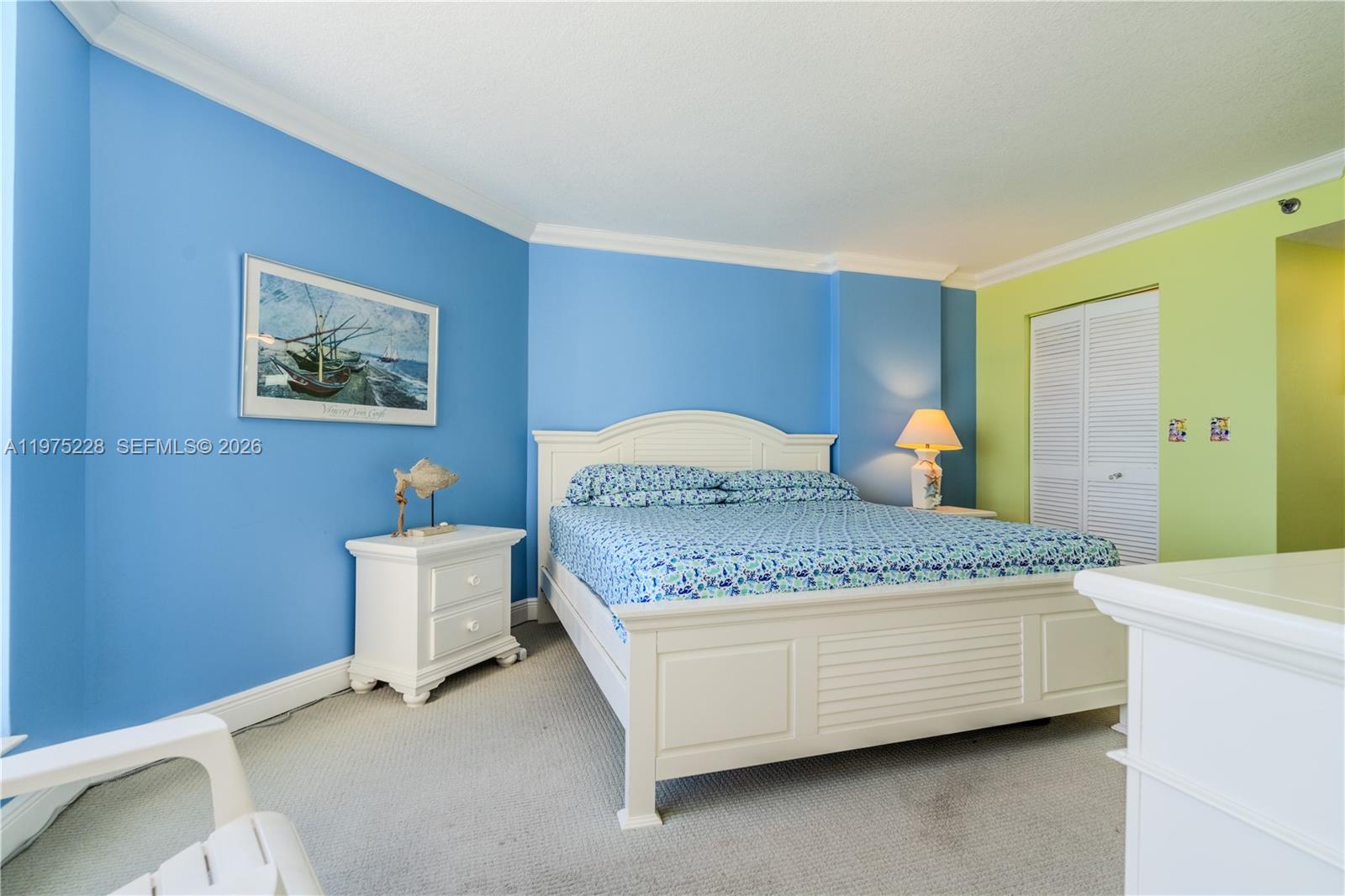 6767 Collins Ave #706 Miami Beach, FL 33141