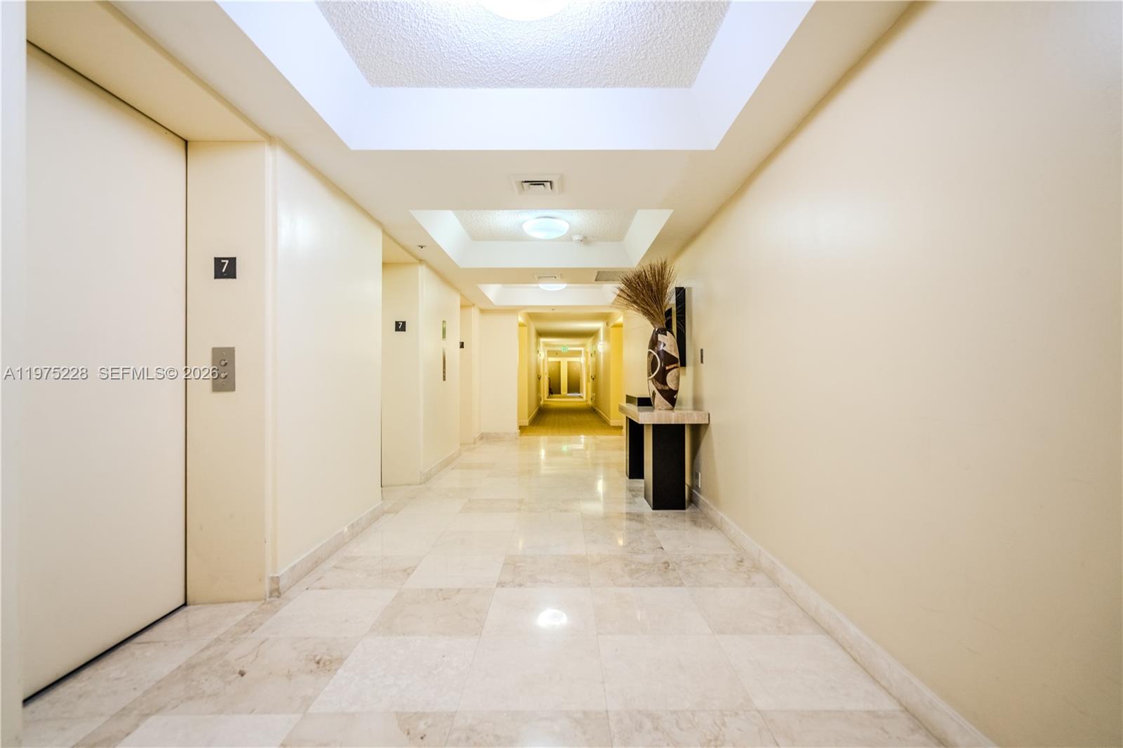 6767 Collins Ave #706 Miami Beach, FL 33141