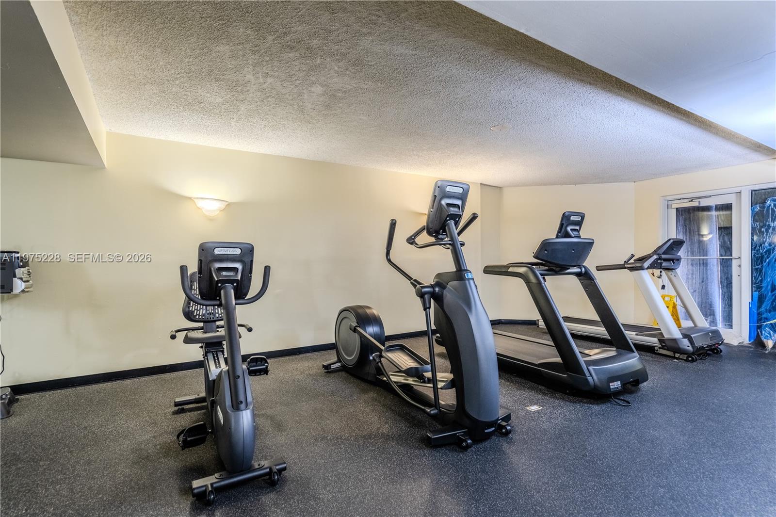 6767 Collins Ave #706 Miami Beach, FL 33141