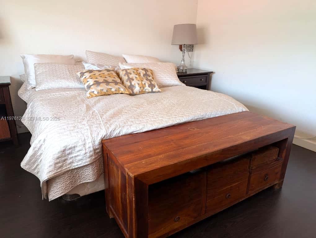 11010 NW 87th St Doral, FL 33178