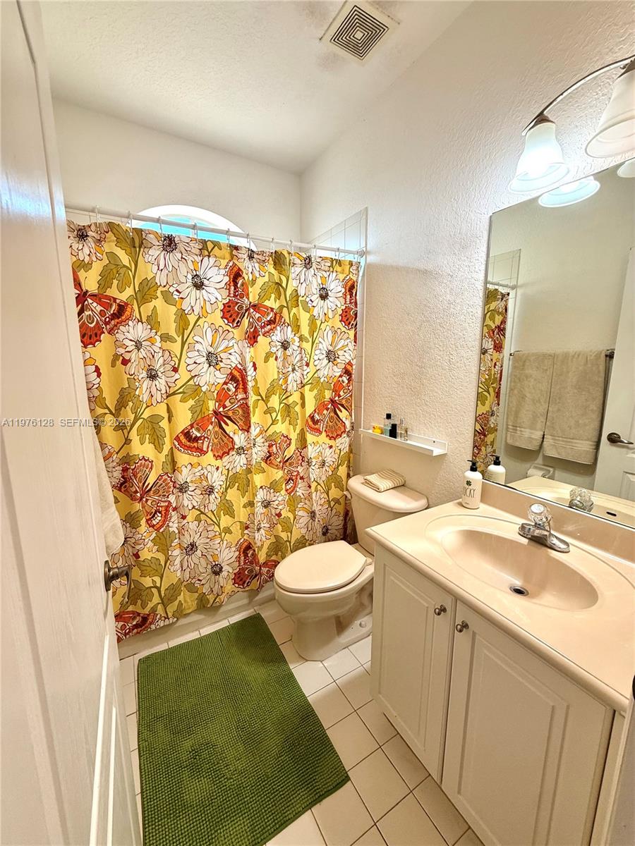 11010 NW 87th St Doral, FL 33178