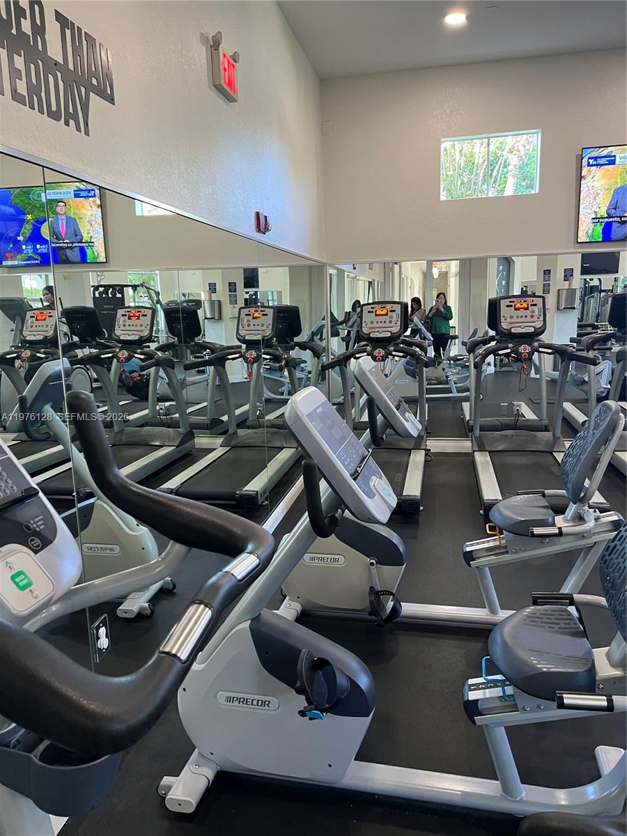 11010 NW 87th St Doral, FL 33178