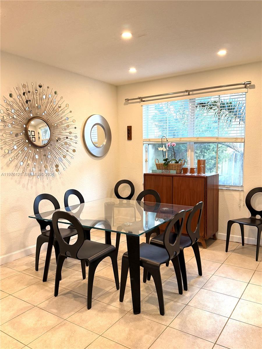 11010 NW 87th St Doral, FL 33178