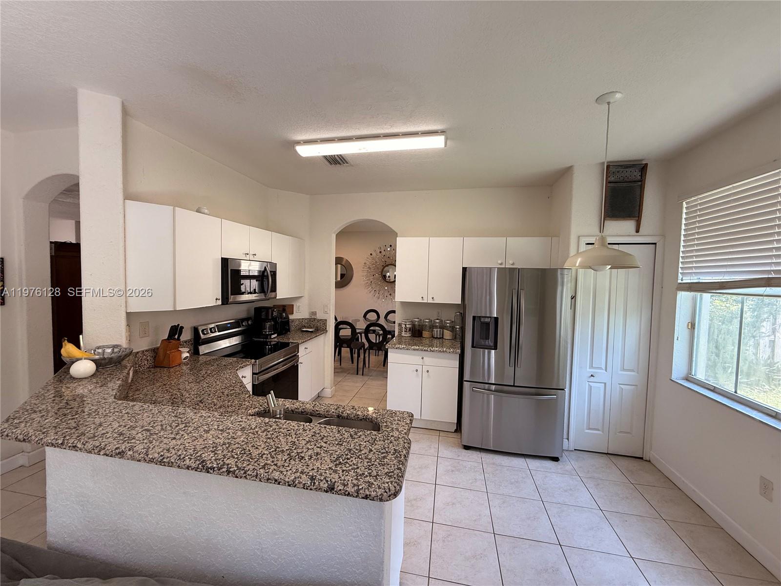 11010 NW 87th St Doral, FL 33178