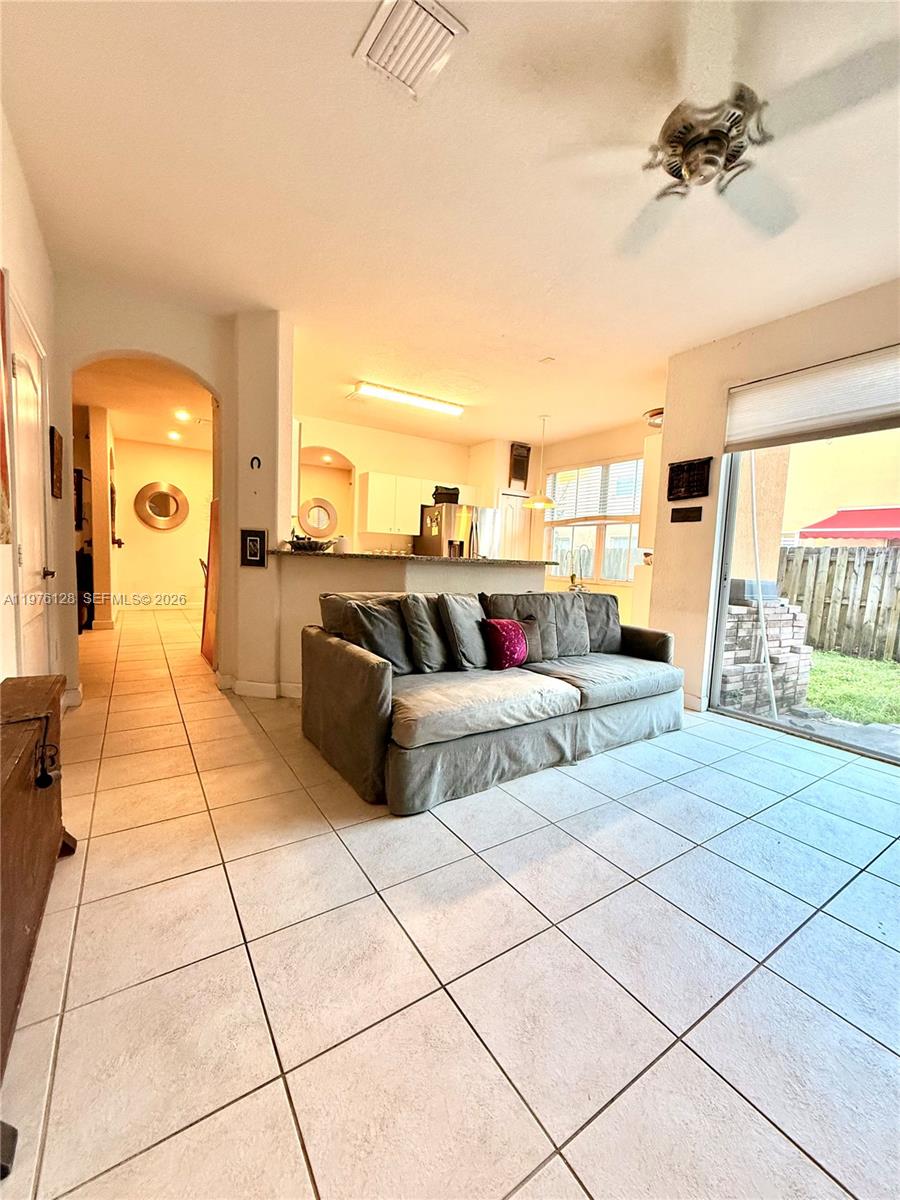 11010 NW 87th St Doral, FL 33178