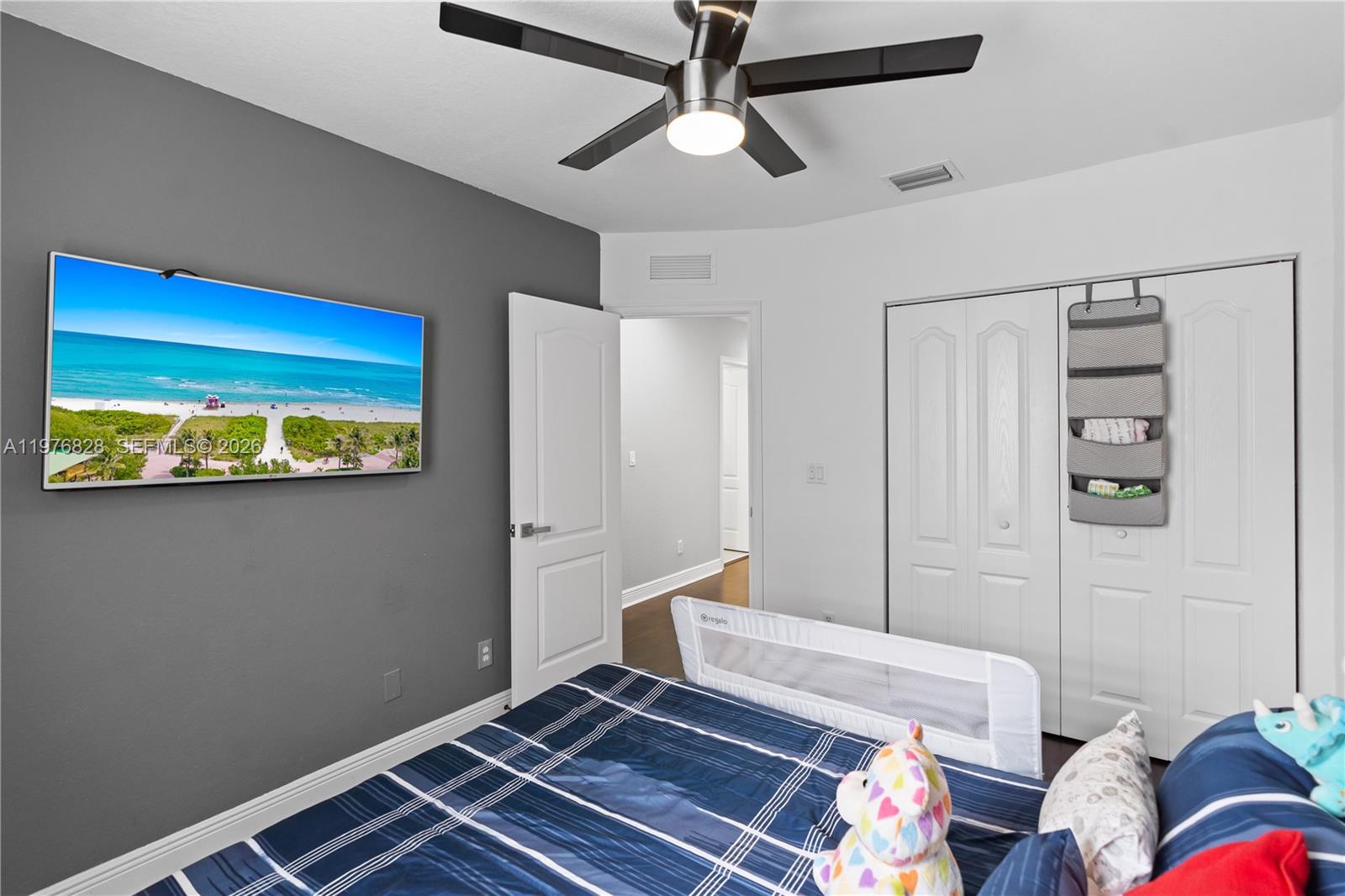 4301 Macarthur Palm Trl Green Acres, FL 33463