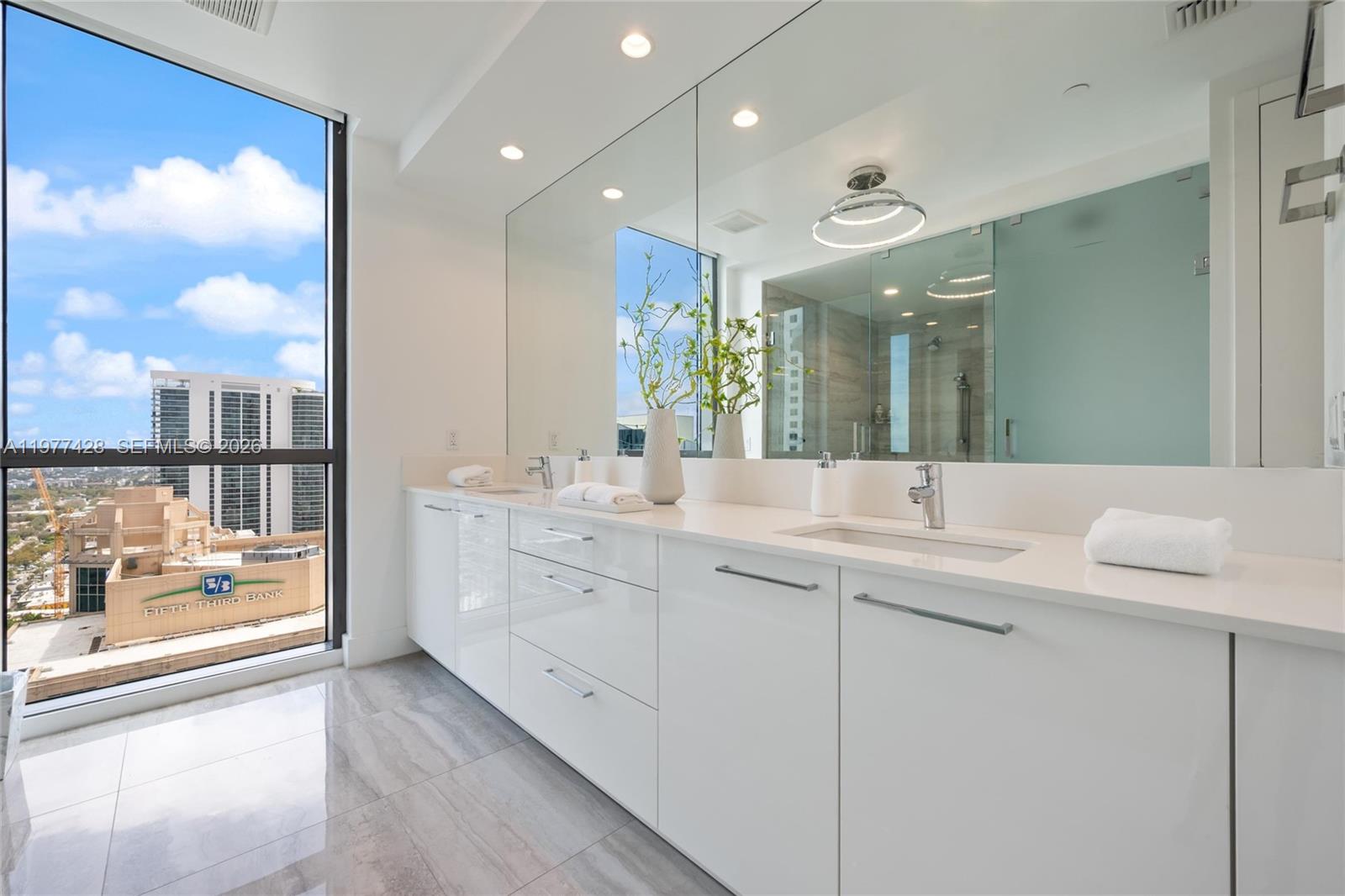 100 E Las Olas Blvd #3201 Fort Lauderdale, FL 33301