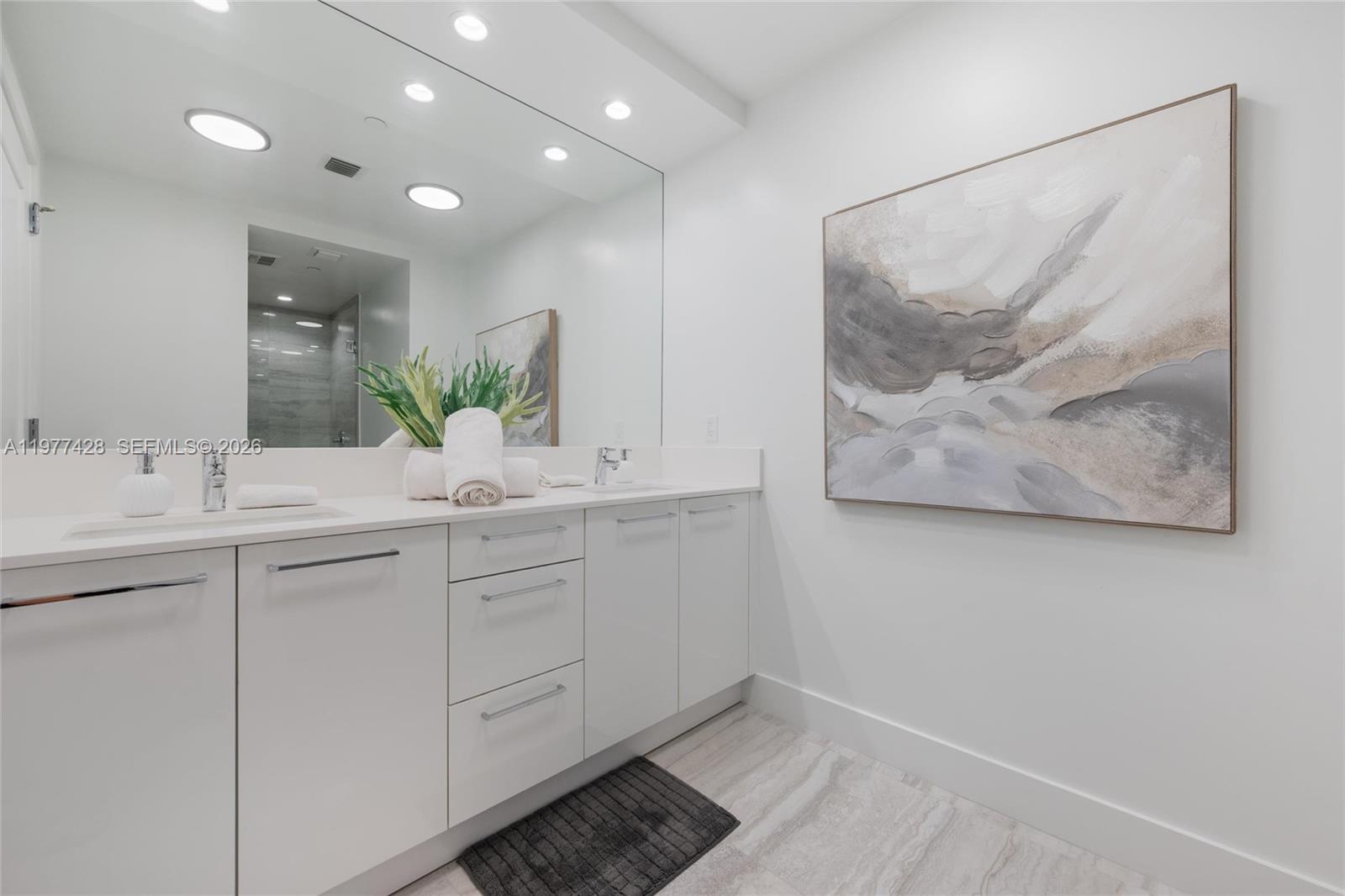 100 E Las Olas Blvd #3201 Fort Lauderdale, FL 33301