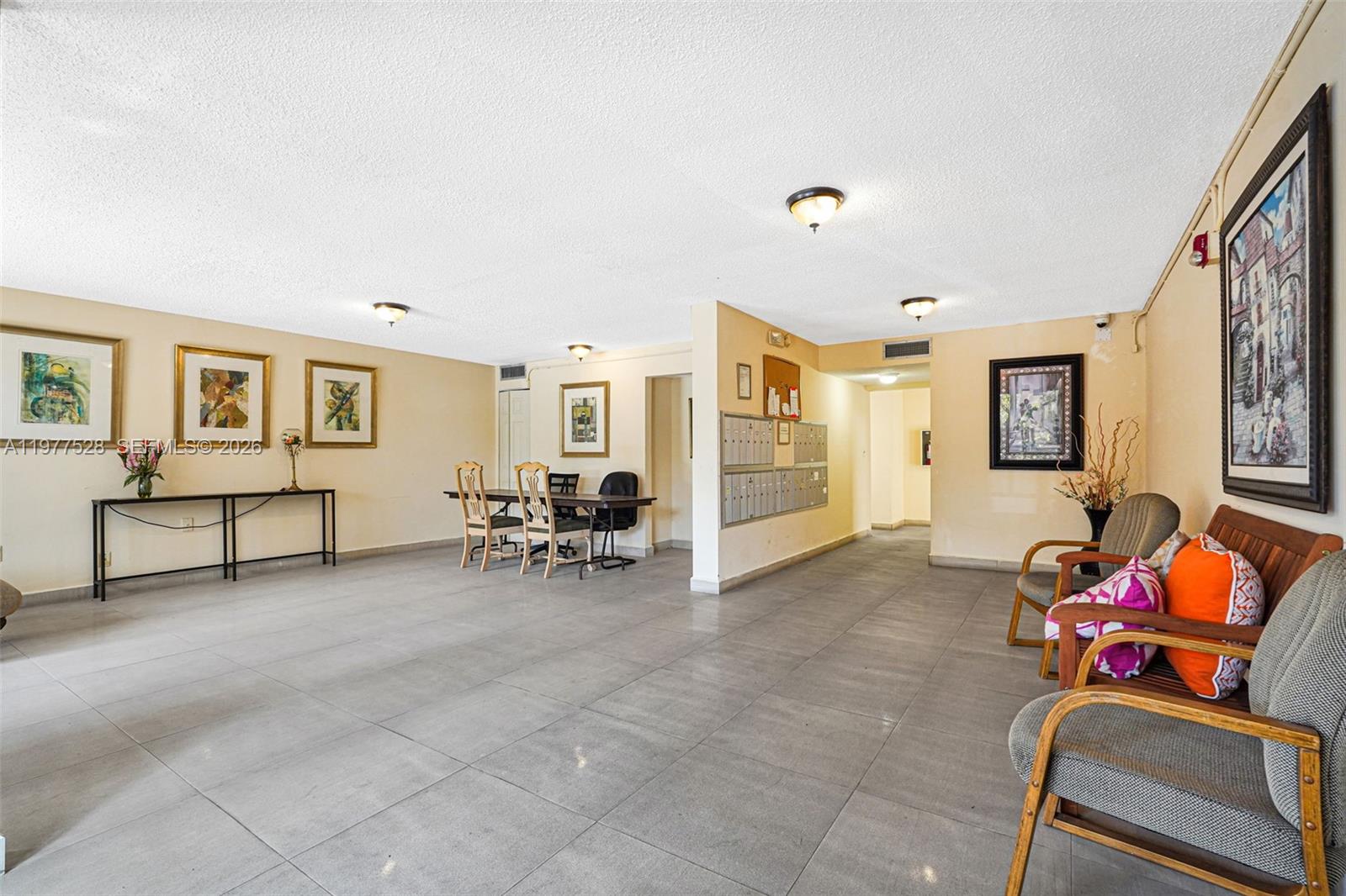 950 Euclid Ave #306 Miami Beach, FL 33139