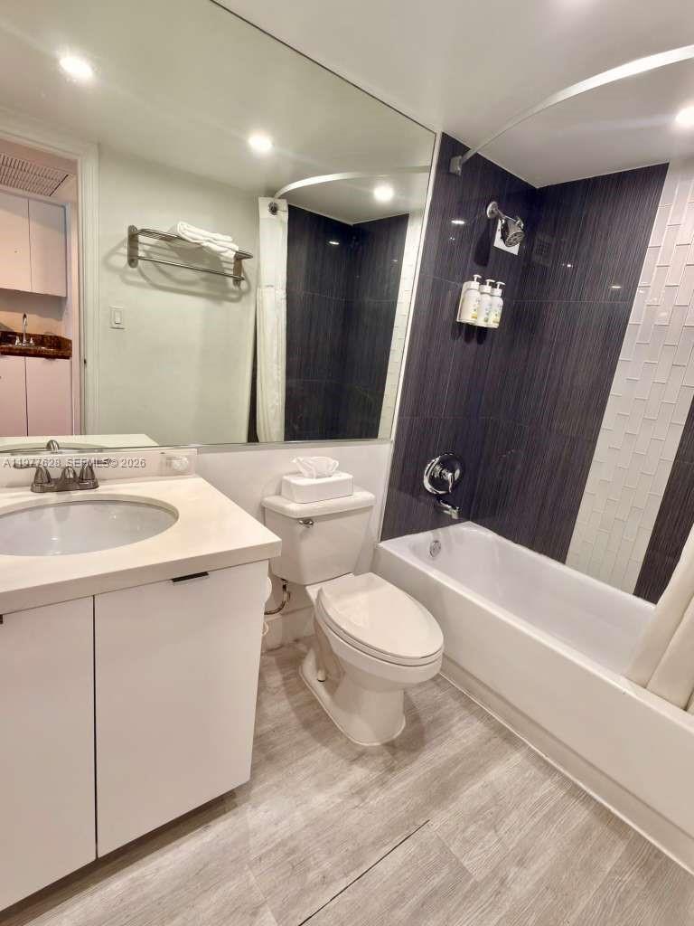 19201 Collins Ave #933 Sunny Isles Beach, FL 33160