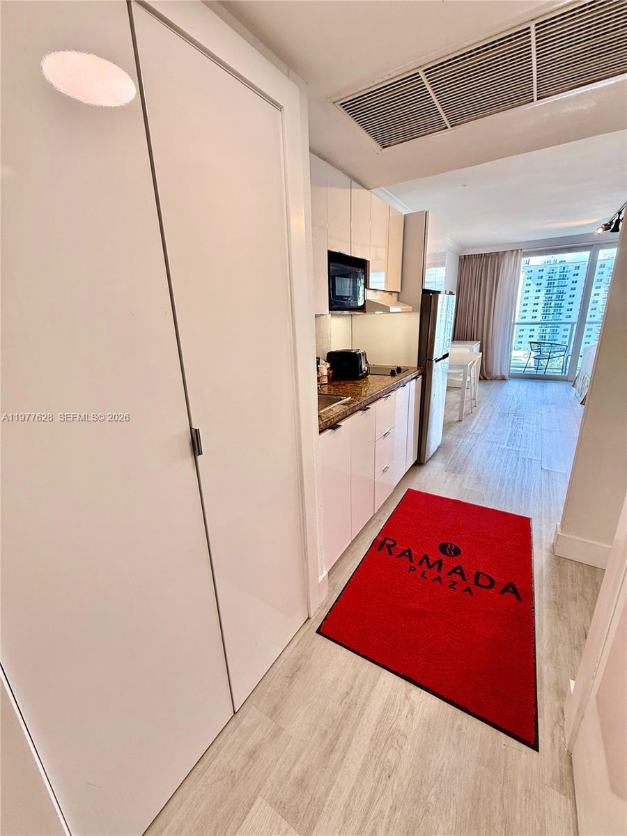 19201 Collins Ave #933 Sunny Isles Beach, FL 33160