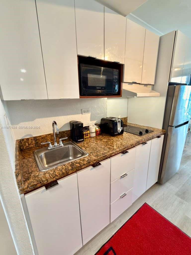 19201 Collins Ave #933 Sunny Isles Beach, FL 33160