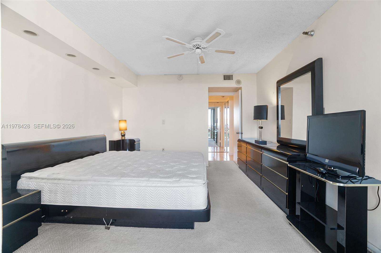 20515 E Country Clb Dr #849 Aventura, FL 33180