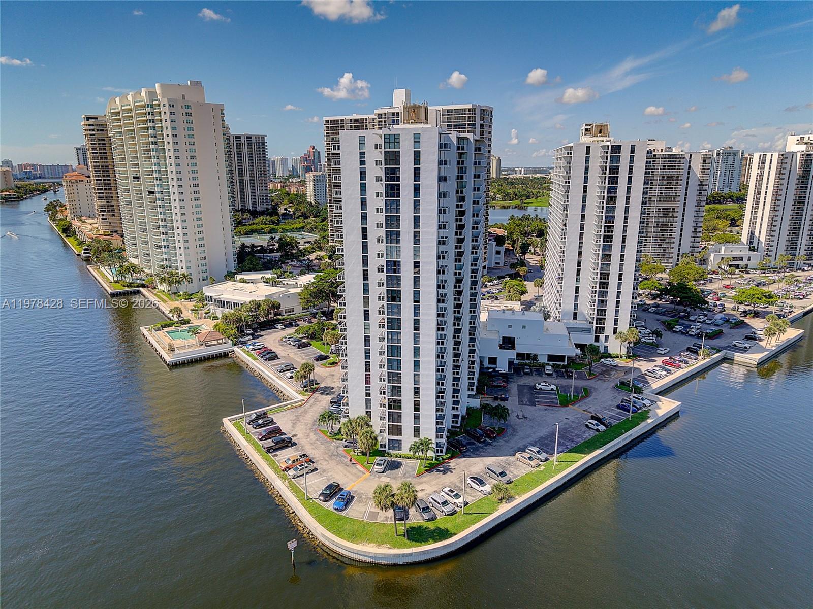 20515 E Country Clb Dr #849 Aventura, FL 33180