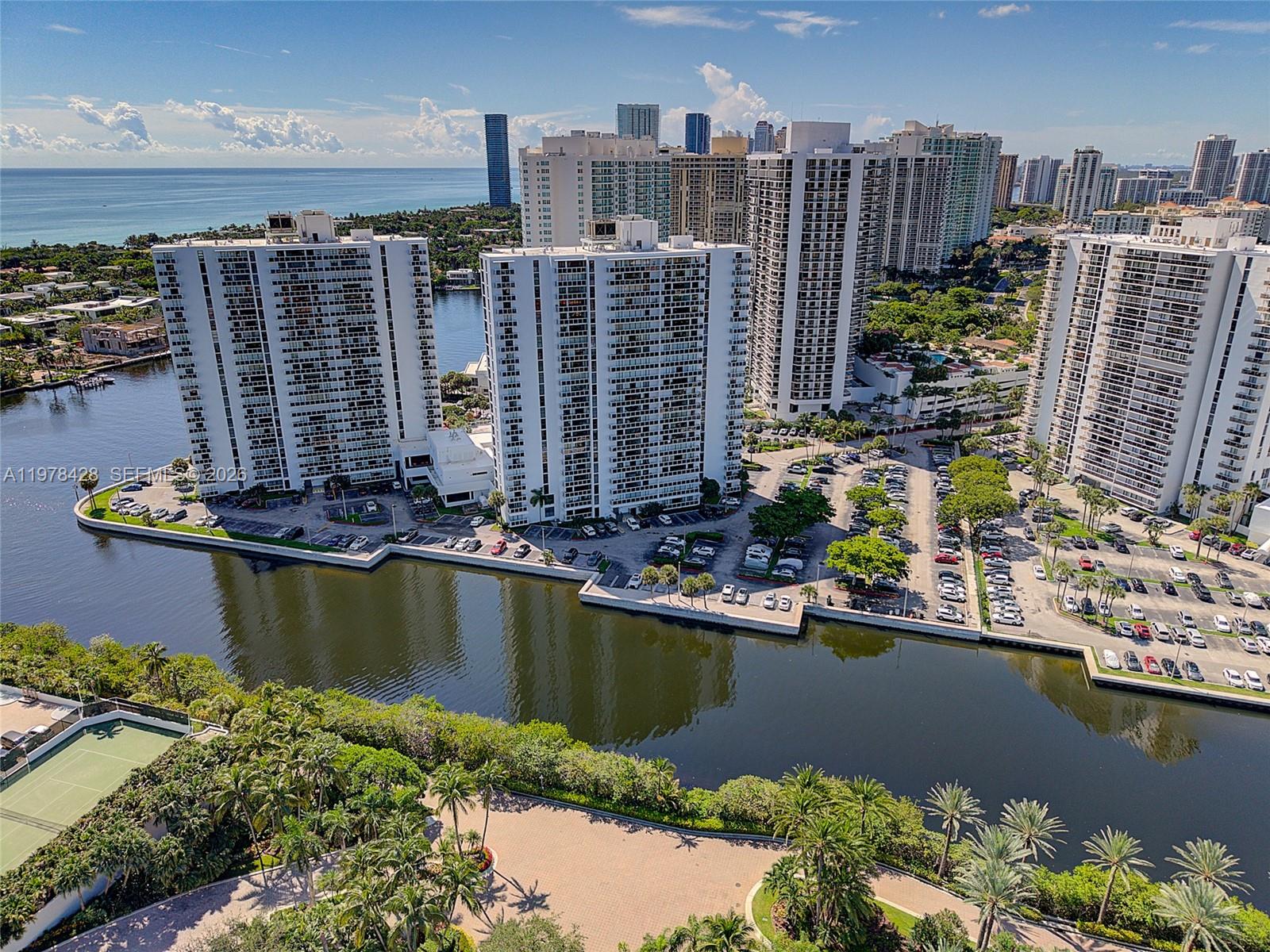 20515 E Country Clb Dr #849 Aventura, FL 33180