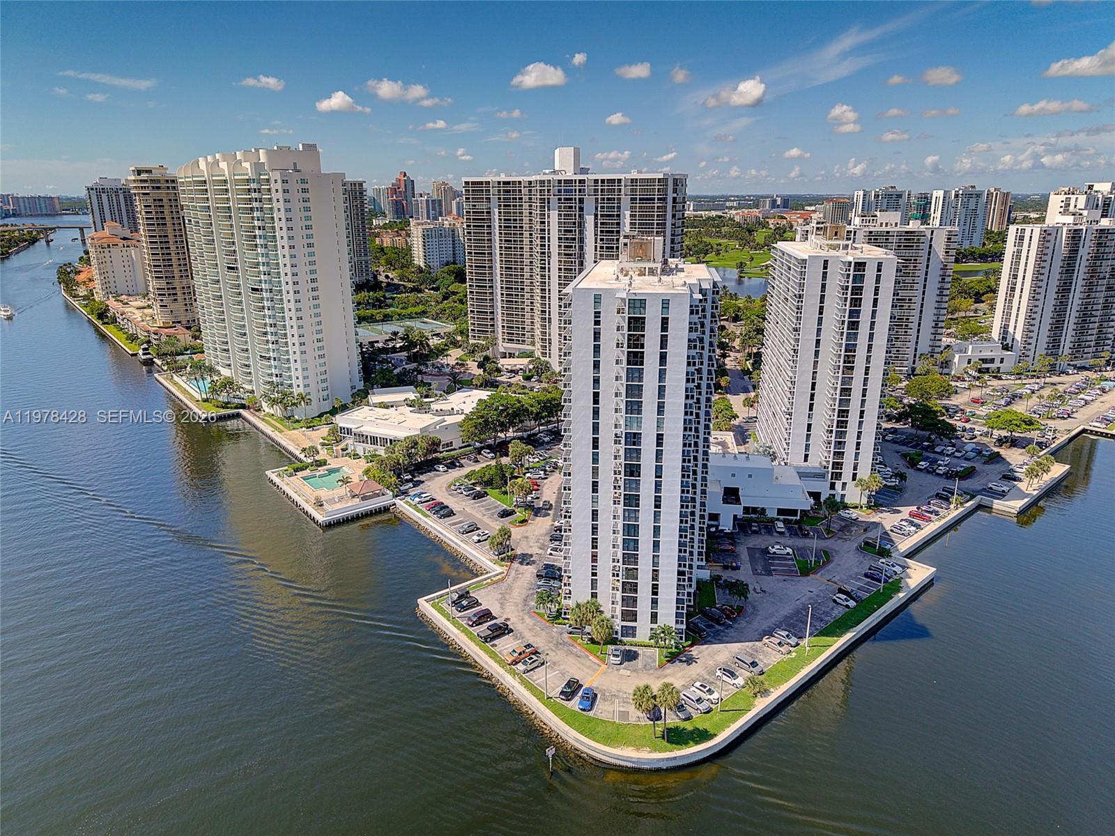 20515 E Country Clb Dr #849 Aventura, FL 33180