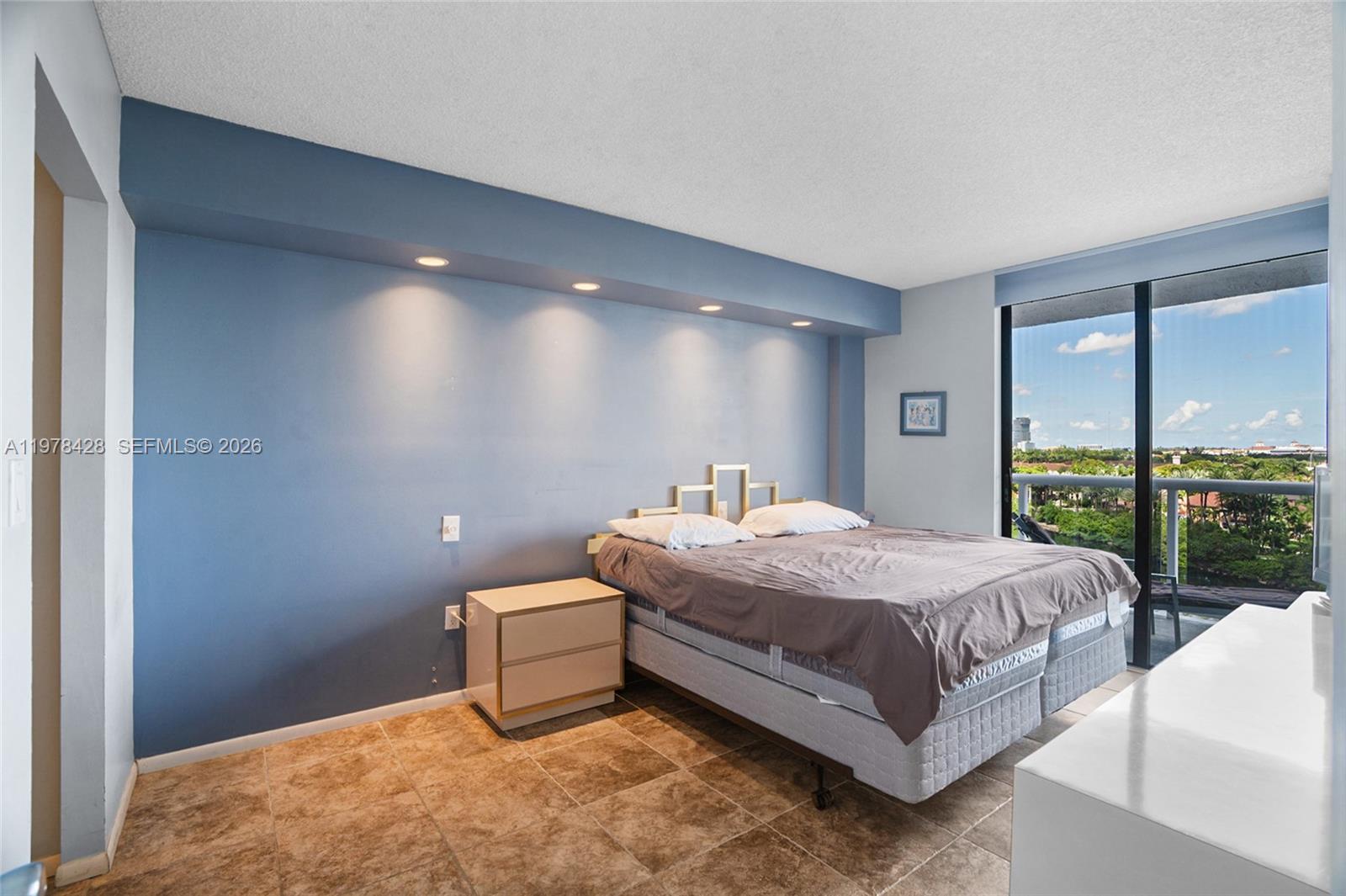 20515 E Country Clb Dr #849 Aventura, FL 33180