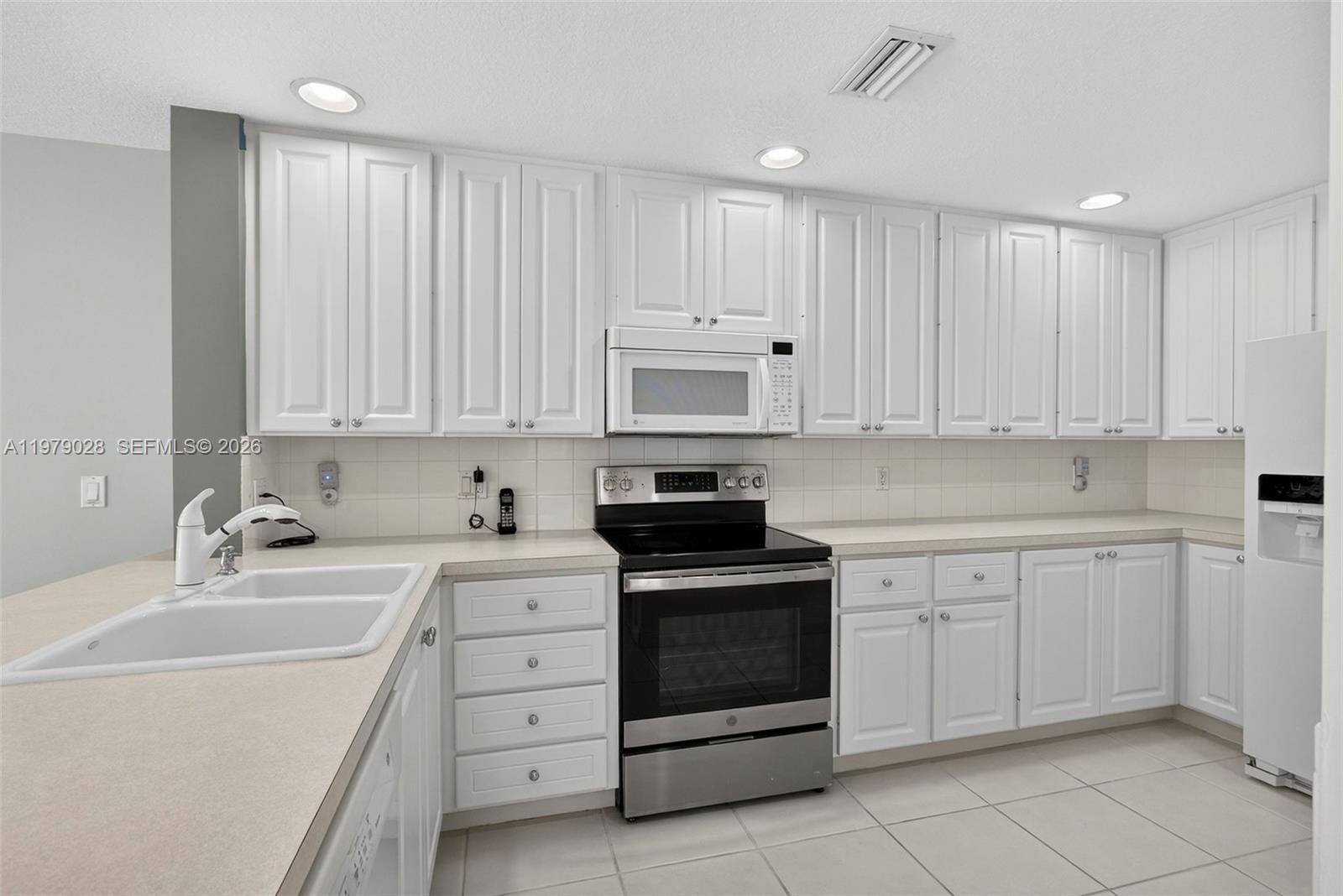 4022 Parkside Dr Jupiter, FL 33458