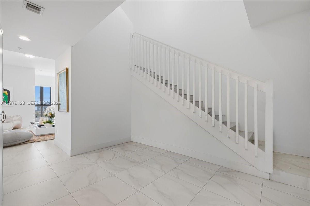 8390 SW 72nd Ave #106 Miami, FL 33143