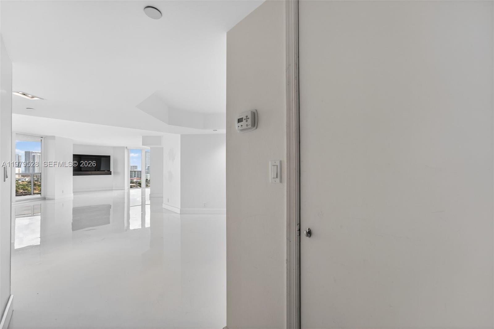 3600 Yacht Clb Dr #1802 Aventura, FL 33180