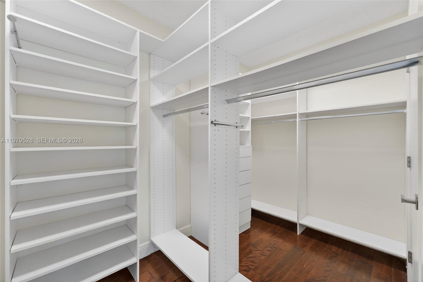 3600 Yacht Clb Dr #1802 Aventura, FL 33180