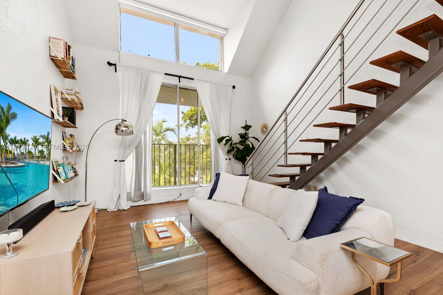 6884 N Kendall Dr #C401 Pinecrest, FL 33156