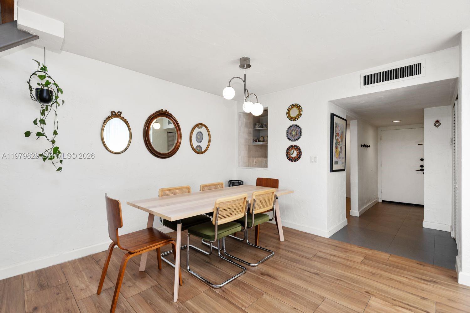 6884 N Kendall Dr #C401 Pinecrest, FL 33156