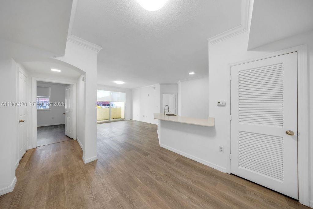 9172 Collins Ave #212 Surfside, FL 33154