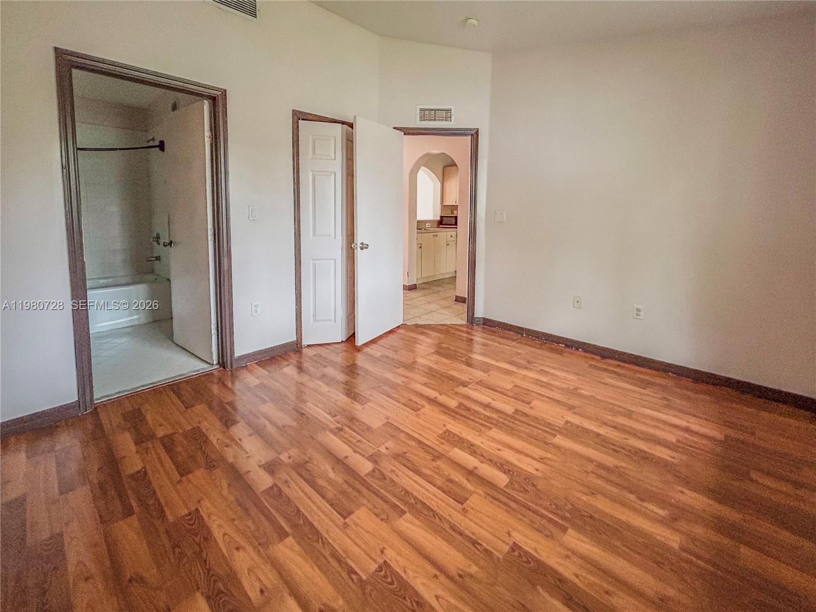 1270 SE 28th Ct #202 Homestead, FL 33035