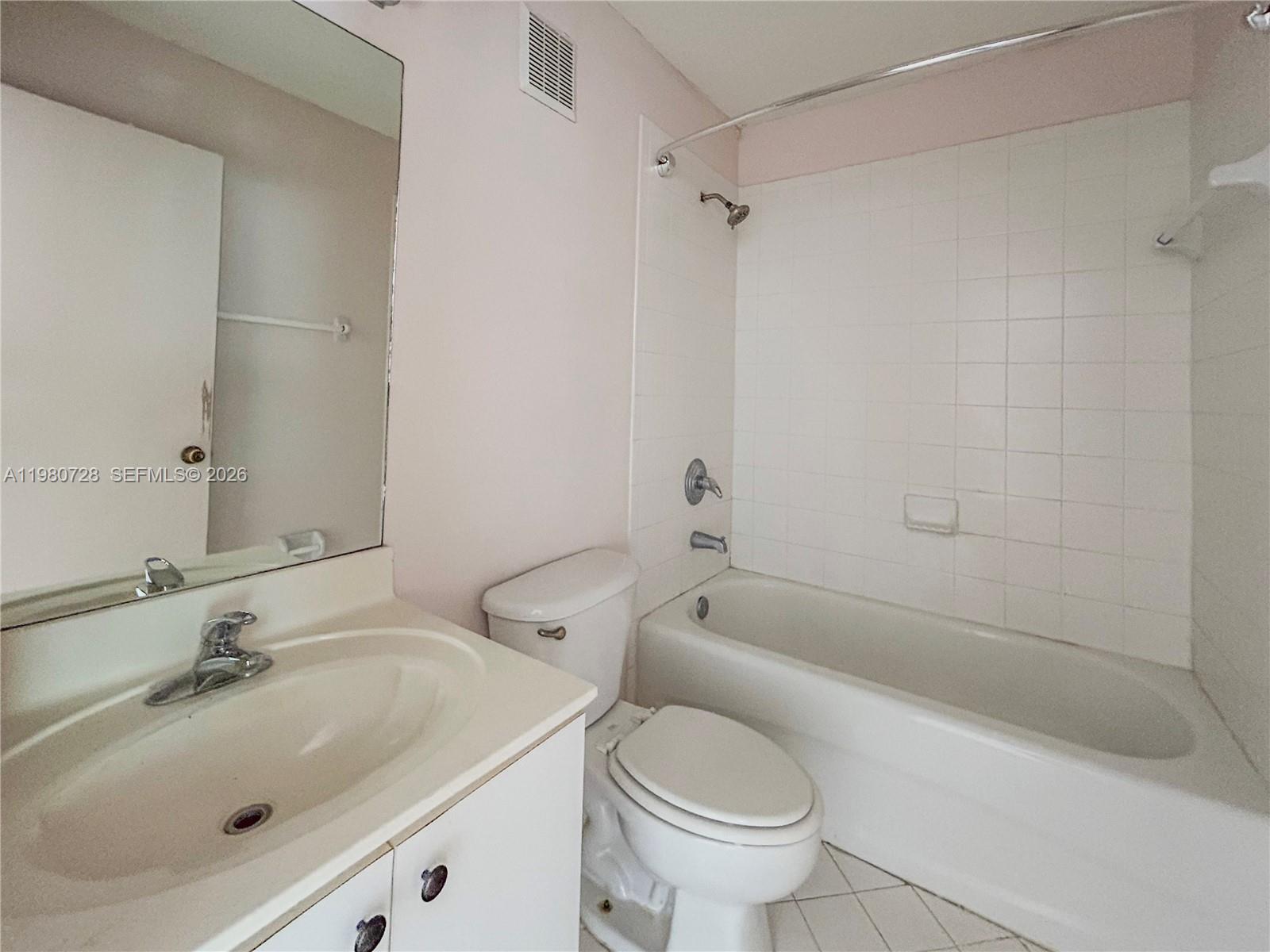 1270 SE 28th Ct #202 Homestead, FL 33035