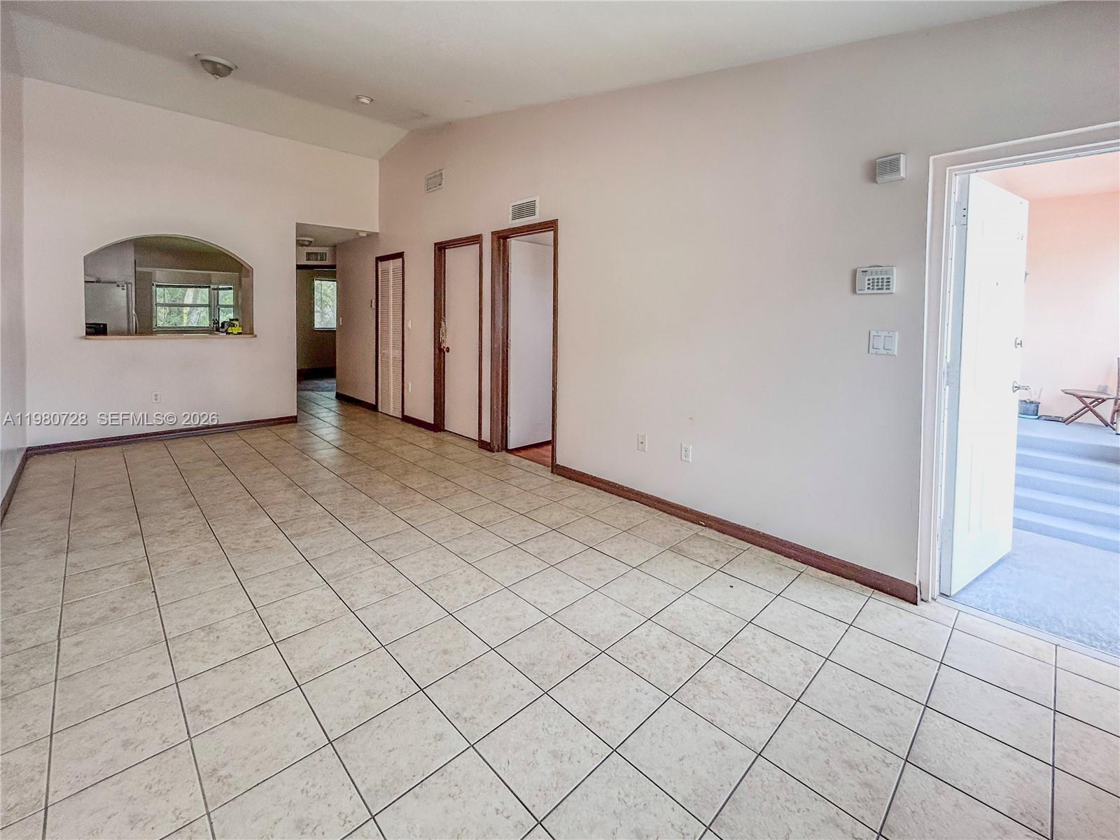 1270 SE 28th Ct #202 Homestead, FL 33035