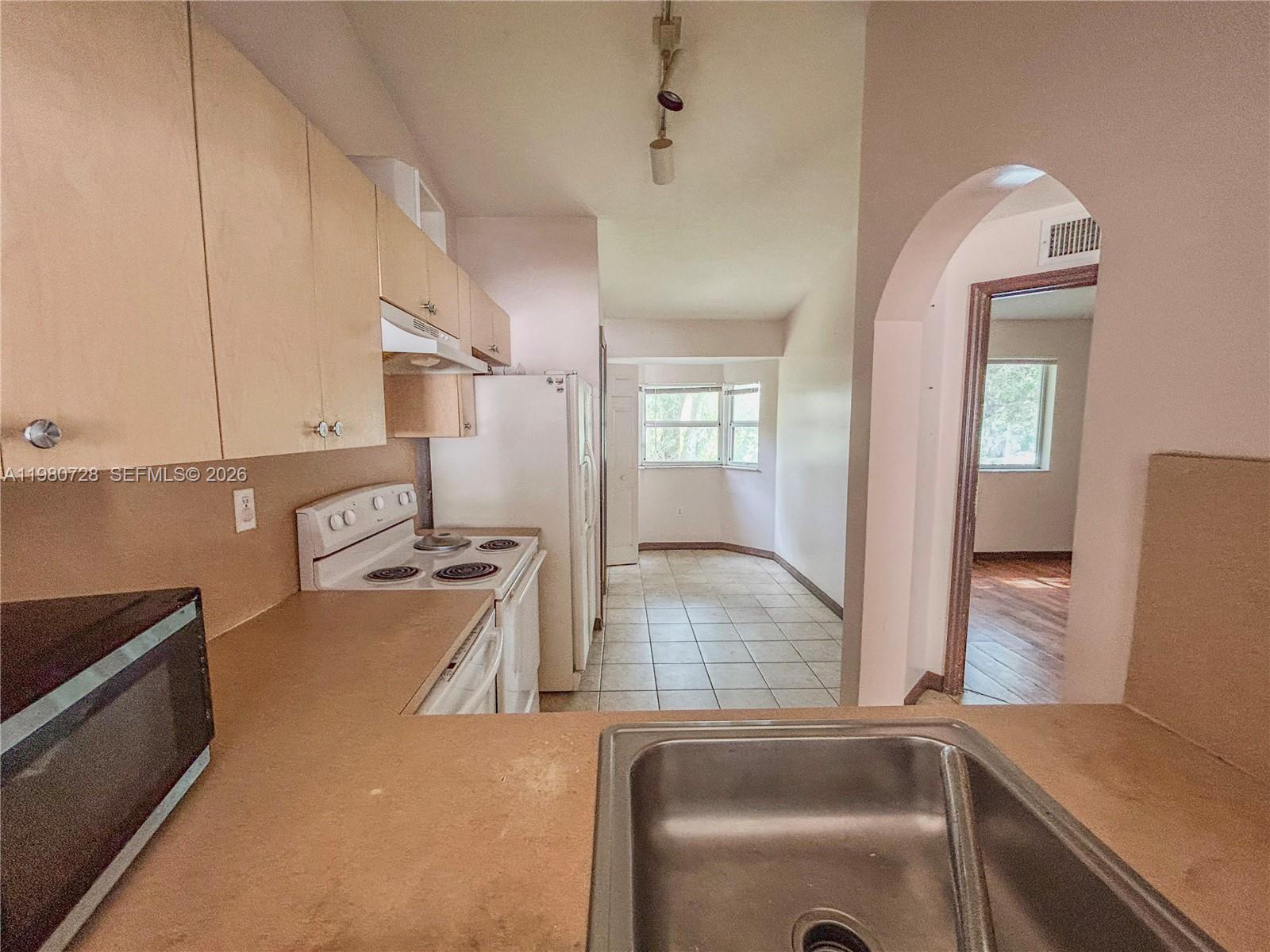 1270 SE 28th Ct #202 Homestead, FL 33035