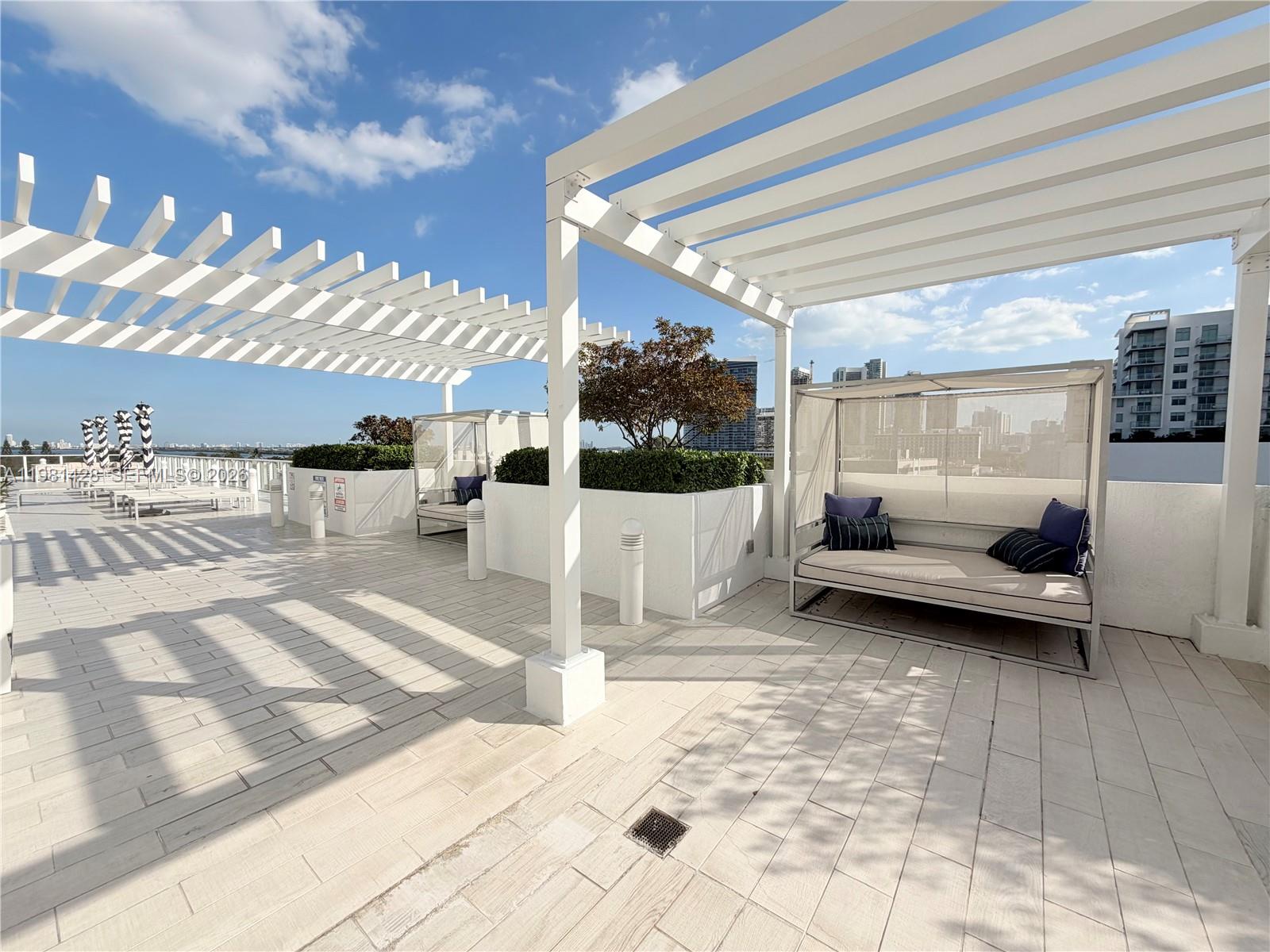 image Baltus House22