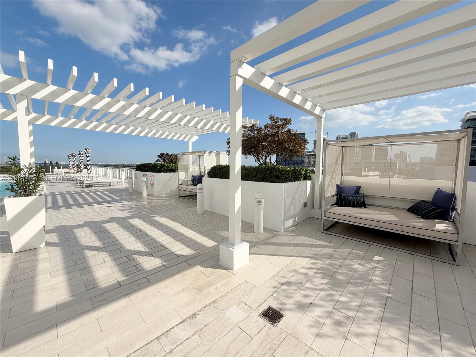 image Baltus House24