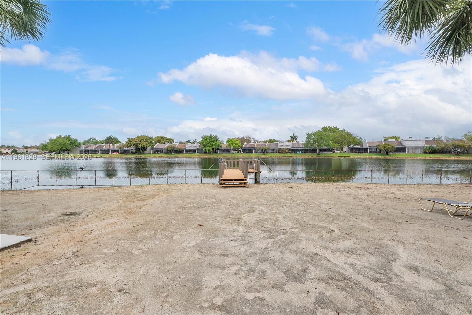 1101 Colony Pt Cir #101 Pembroke Pines, FL 33026