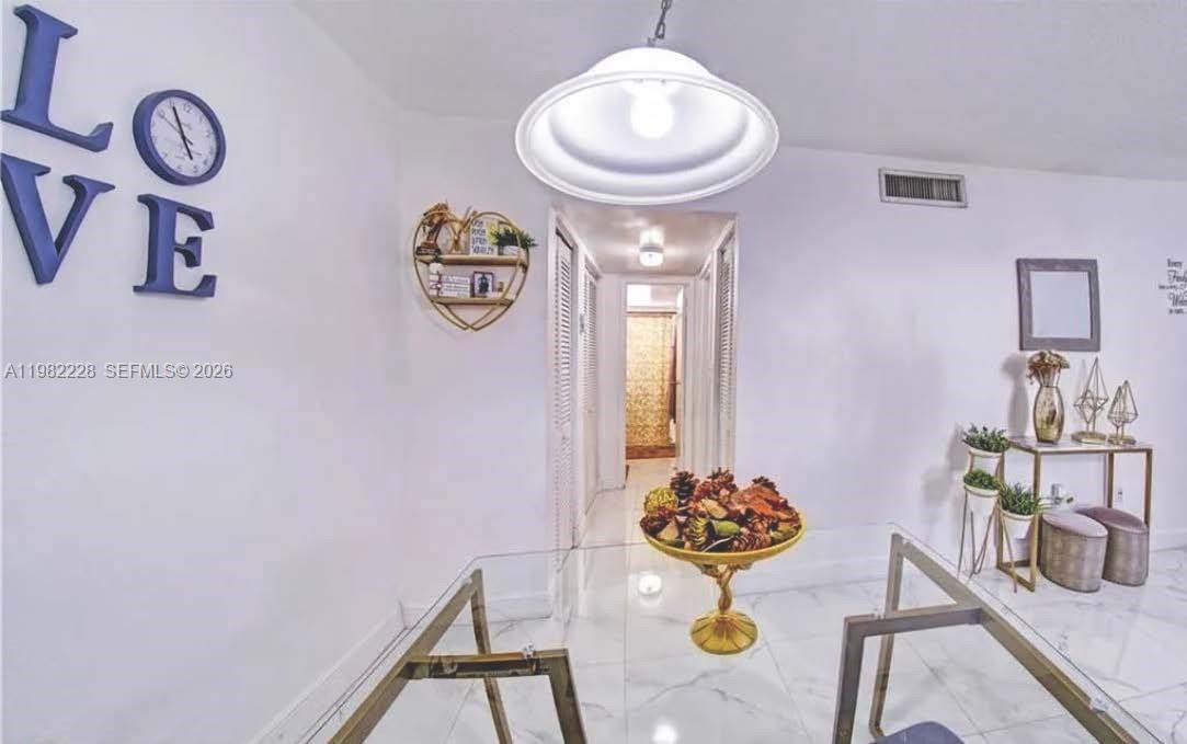 1325 W 68th St #113 Hialeah, FL 33014