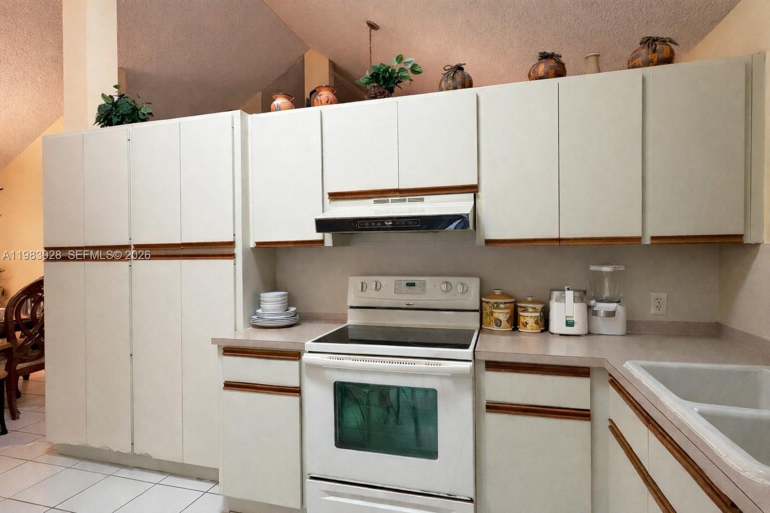 20729 SW 120th Pl Miami, FL 33177