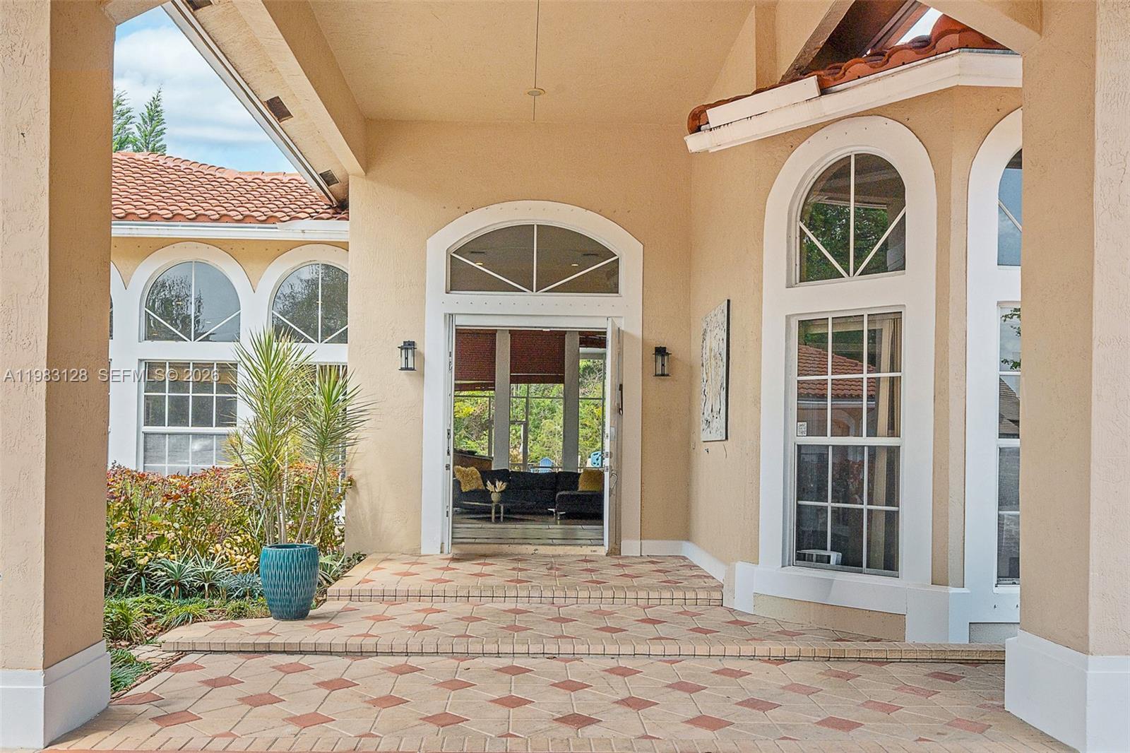 9675 NW 39th Ct Coral Springs, FL 33065