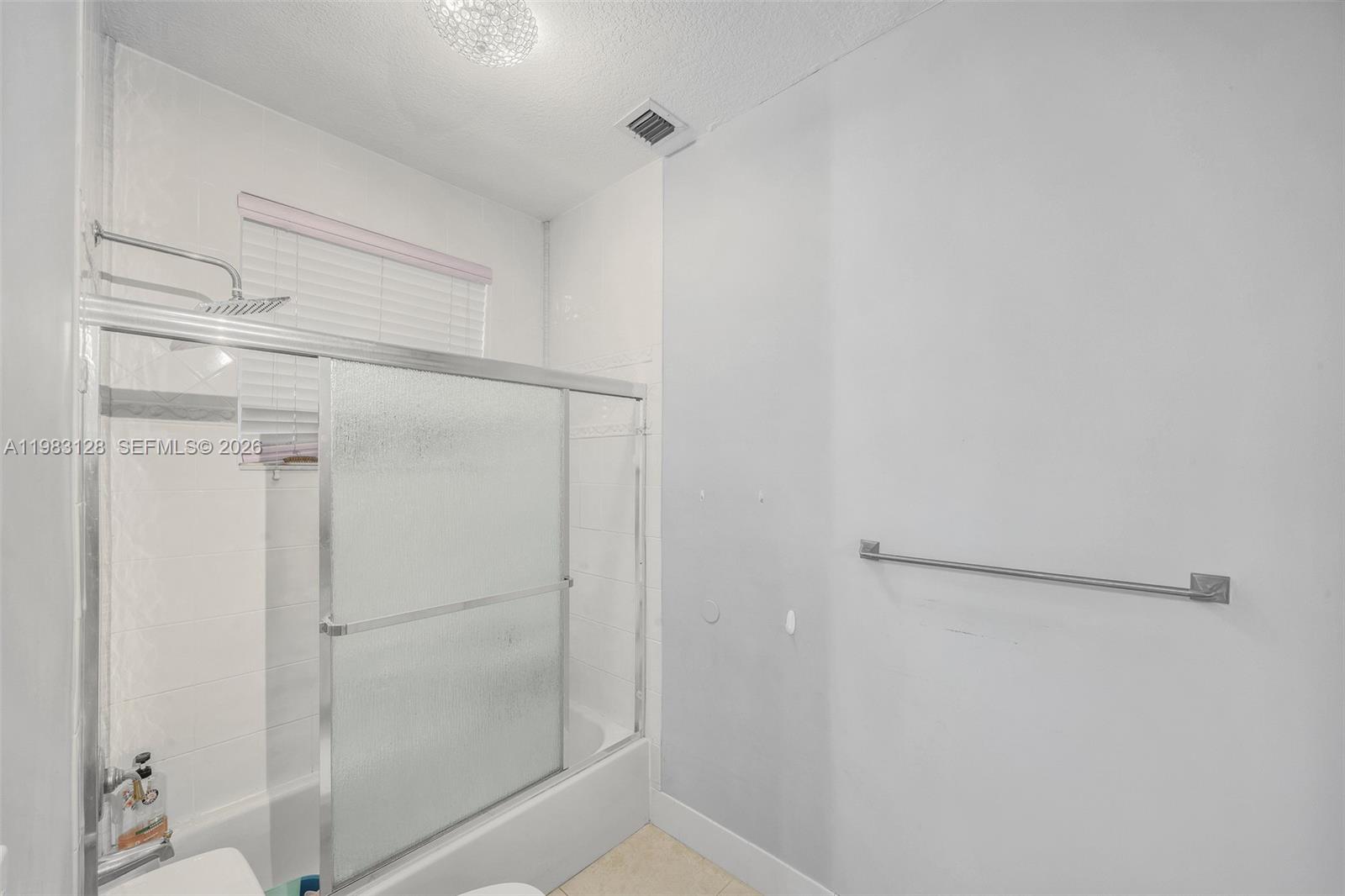 9675 NW 39th Ct Coral Springs, FL 33065