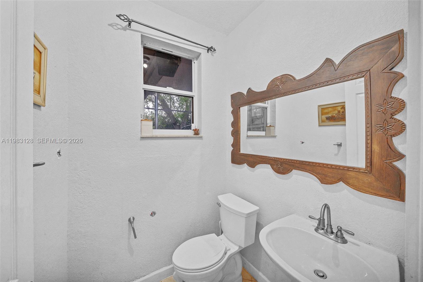 9675 NW 39th Ct Coral Springs, FL 33065