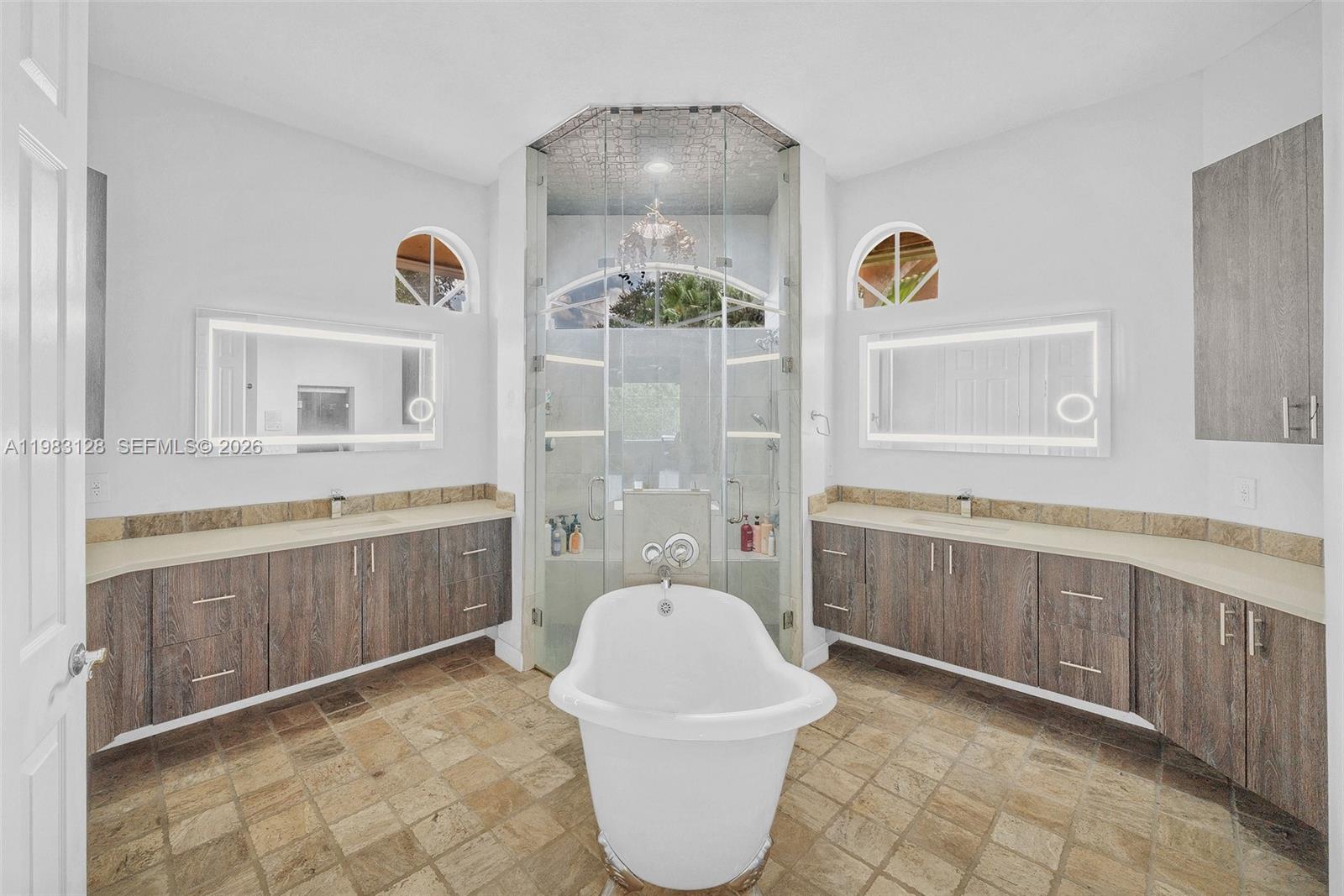 9675 NW 39th Ct Coral Springs, FL 33065