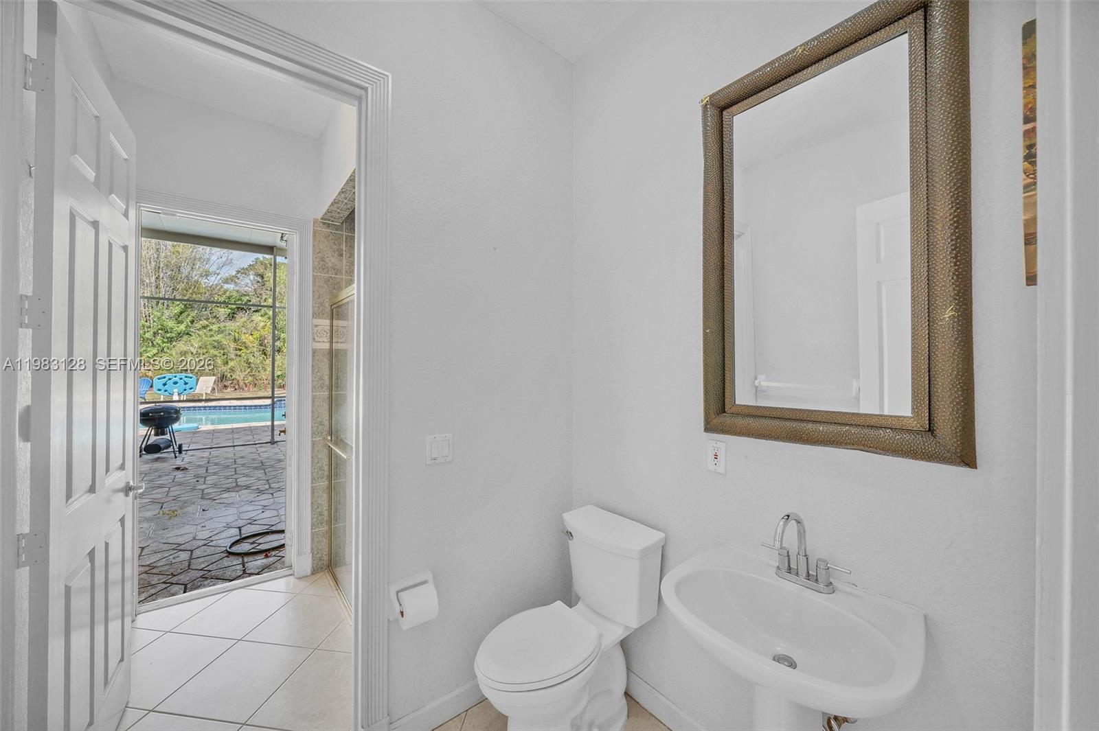 9675 NW 39th Ct Coral Springs, FL 33065