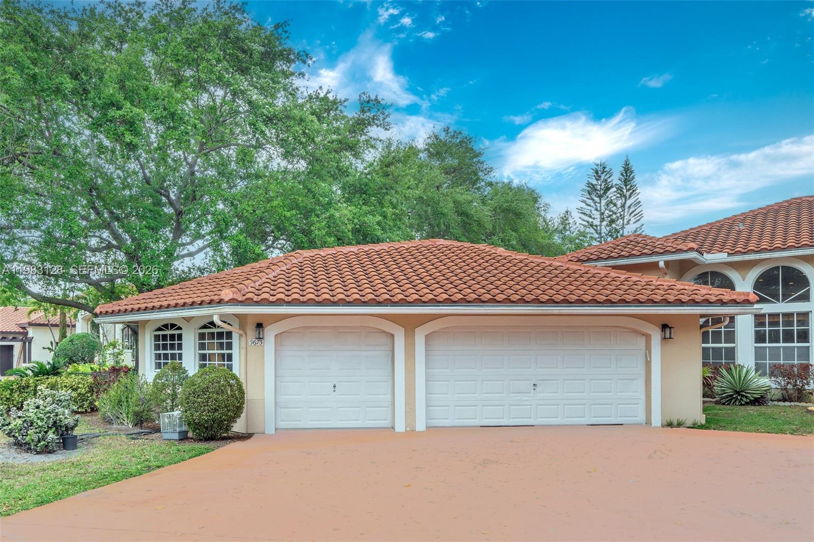 9675 NW 39th Ct Coral Springs, FL 33065